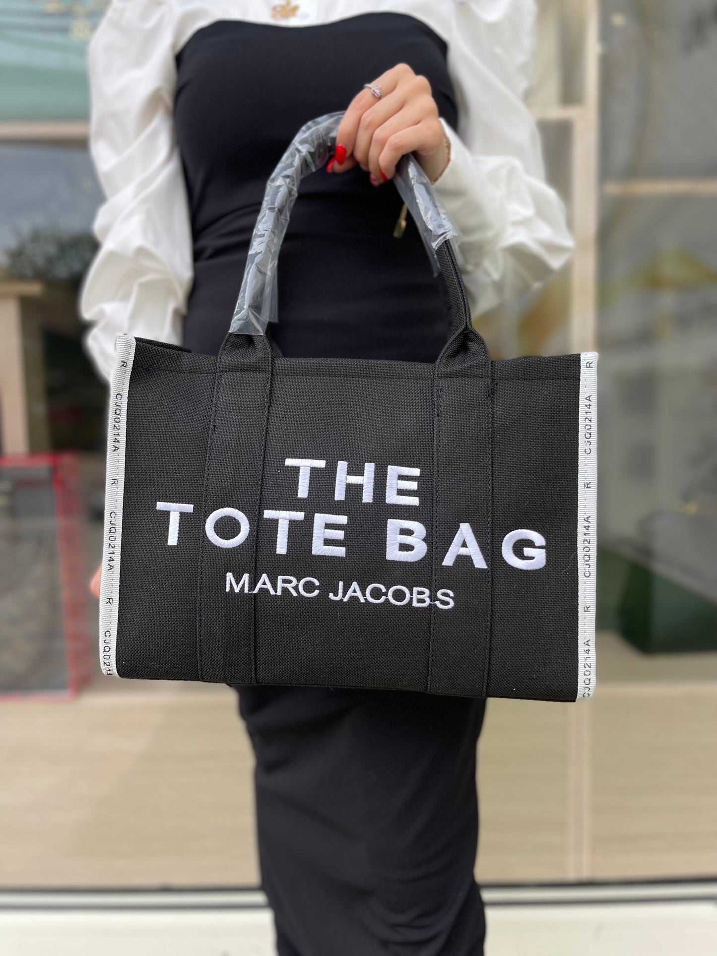 The tote bag