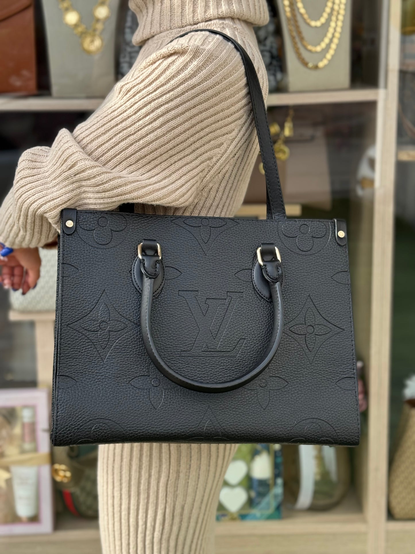 شنطه LV كبير