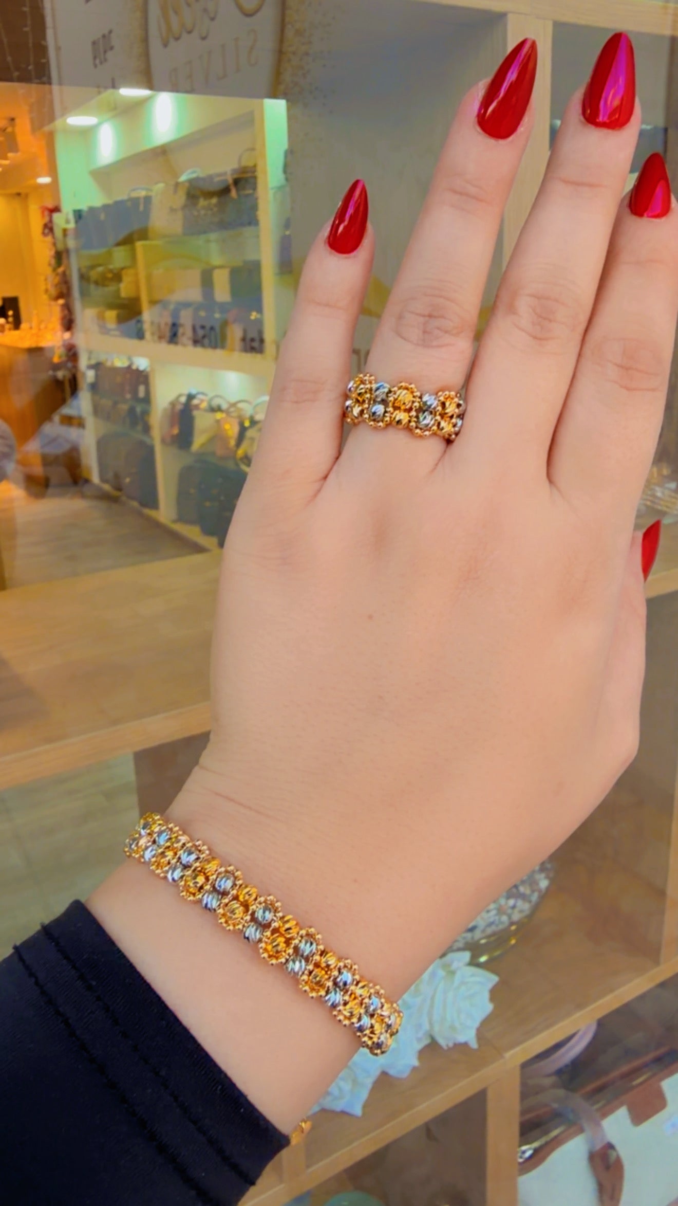 طقم لازوردي فضي ذهبي