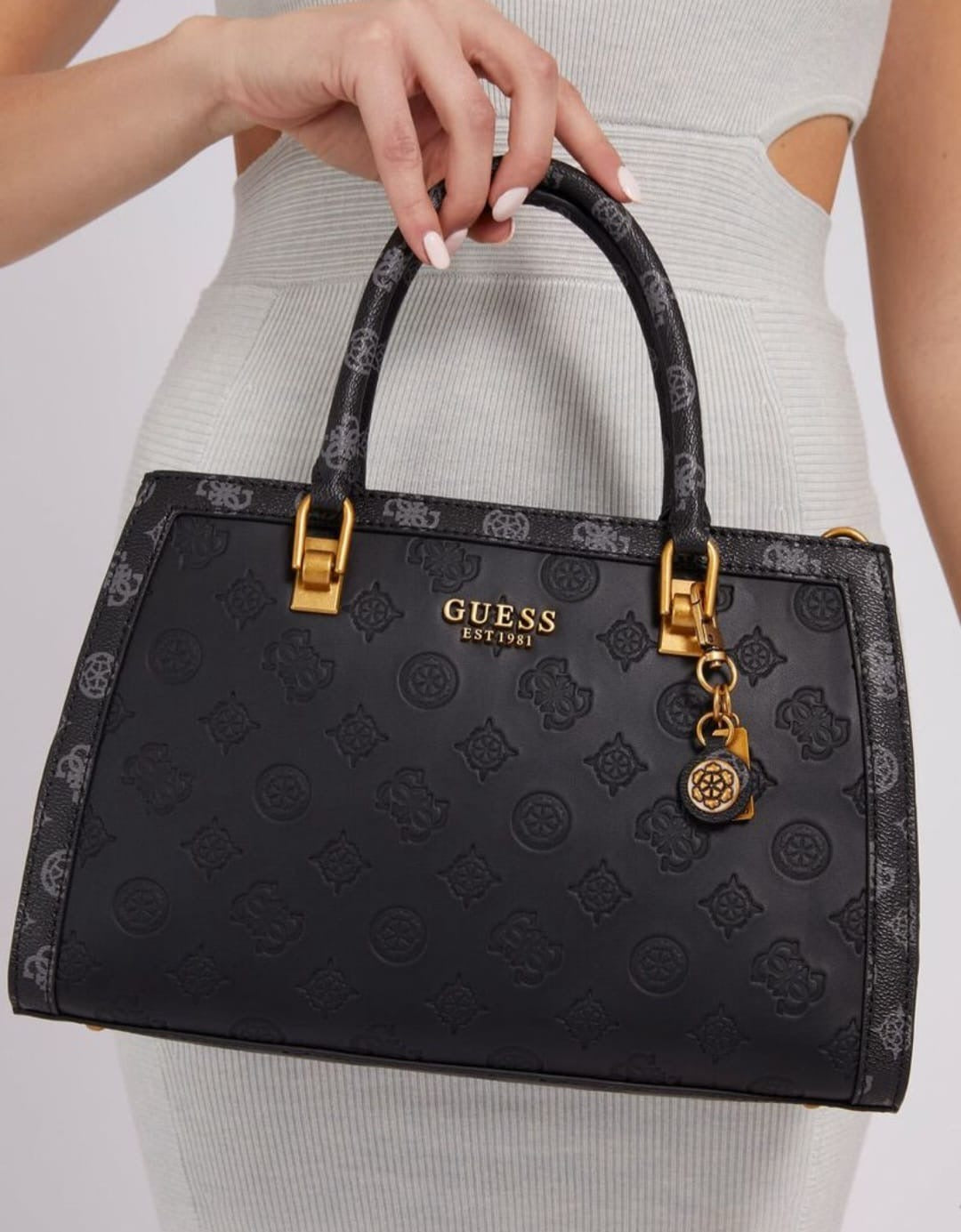 شنطه چيس واسعه طبقات