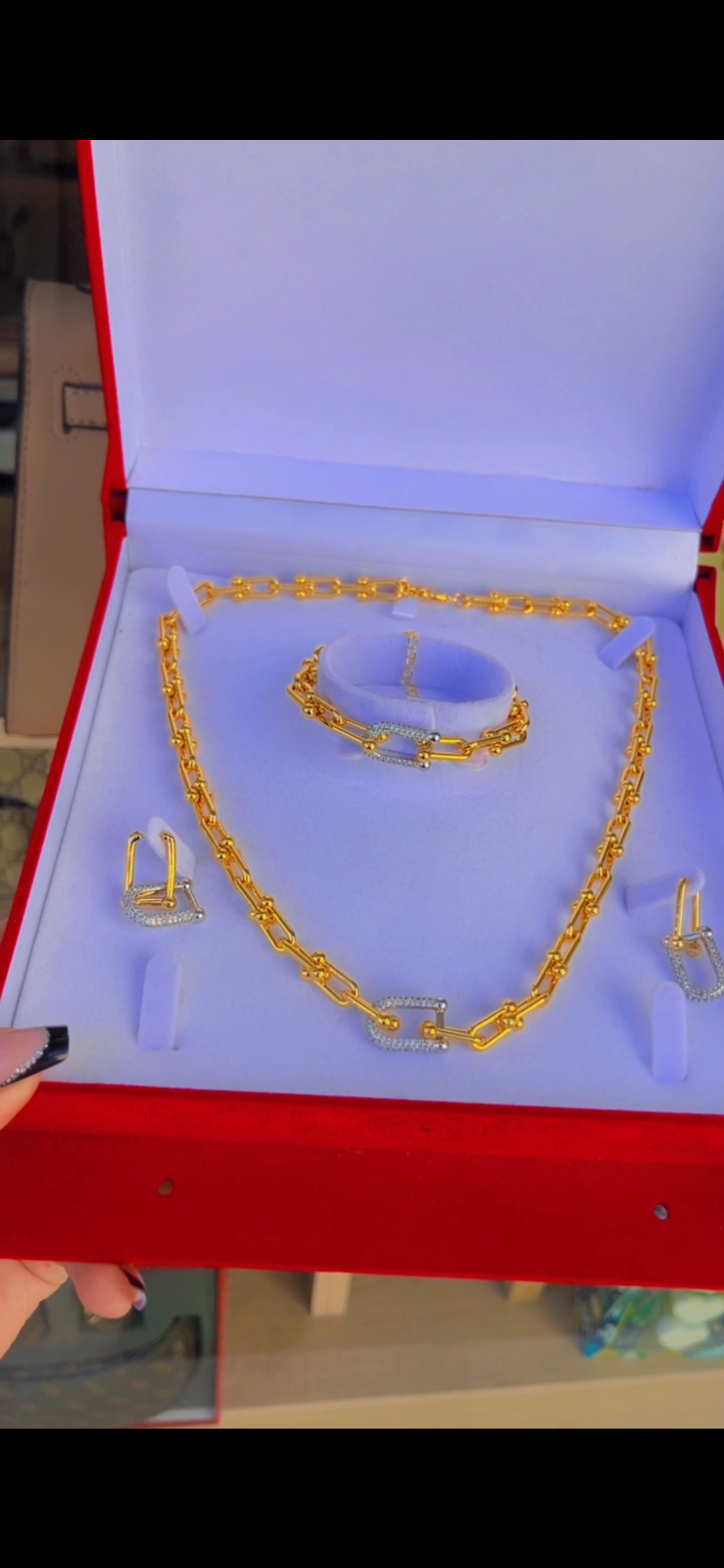 طقم تيفاني حجر فضي