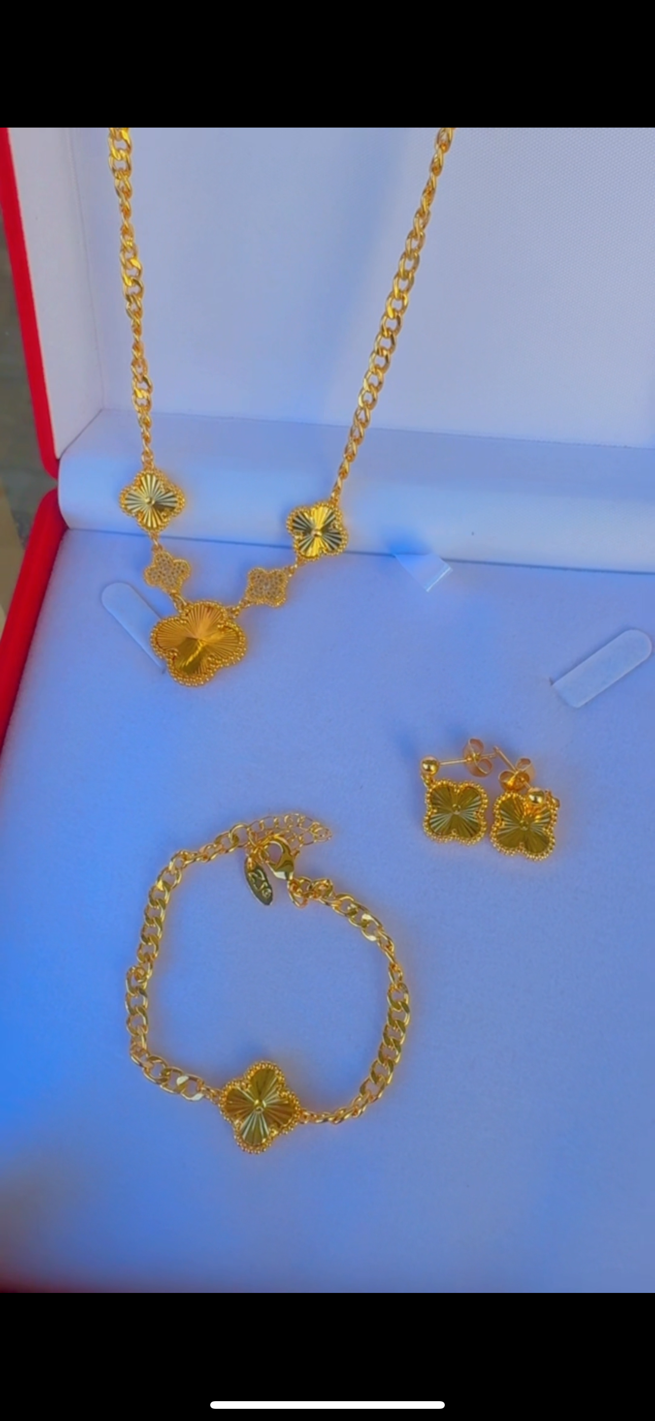 طقم فان كليف