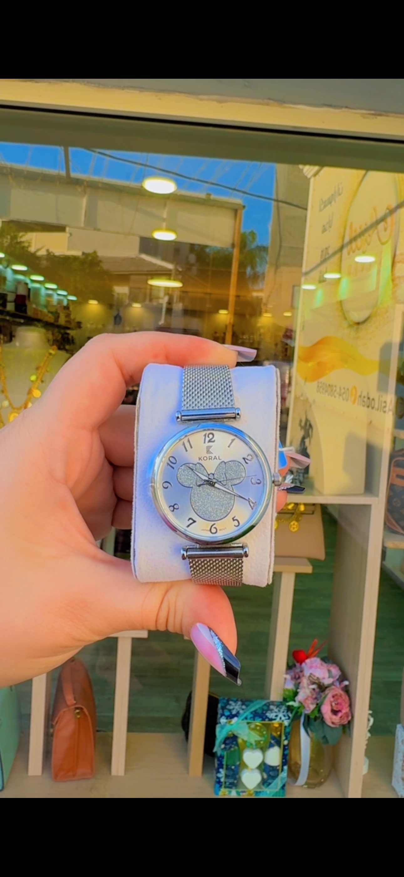 ساعه ميكي فضيه كورال