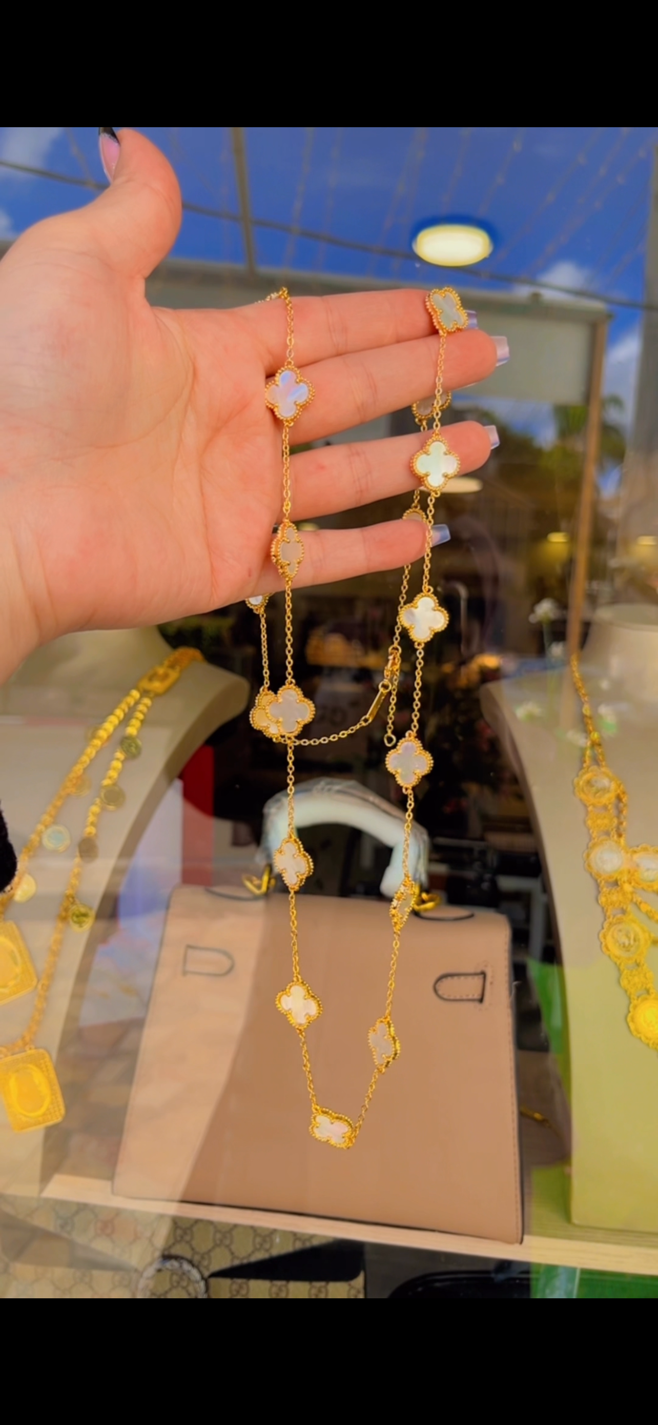 سنسال فان كليسف ابيض طويل