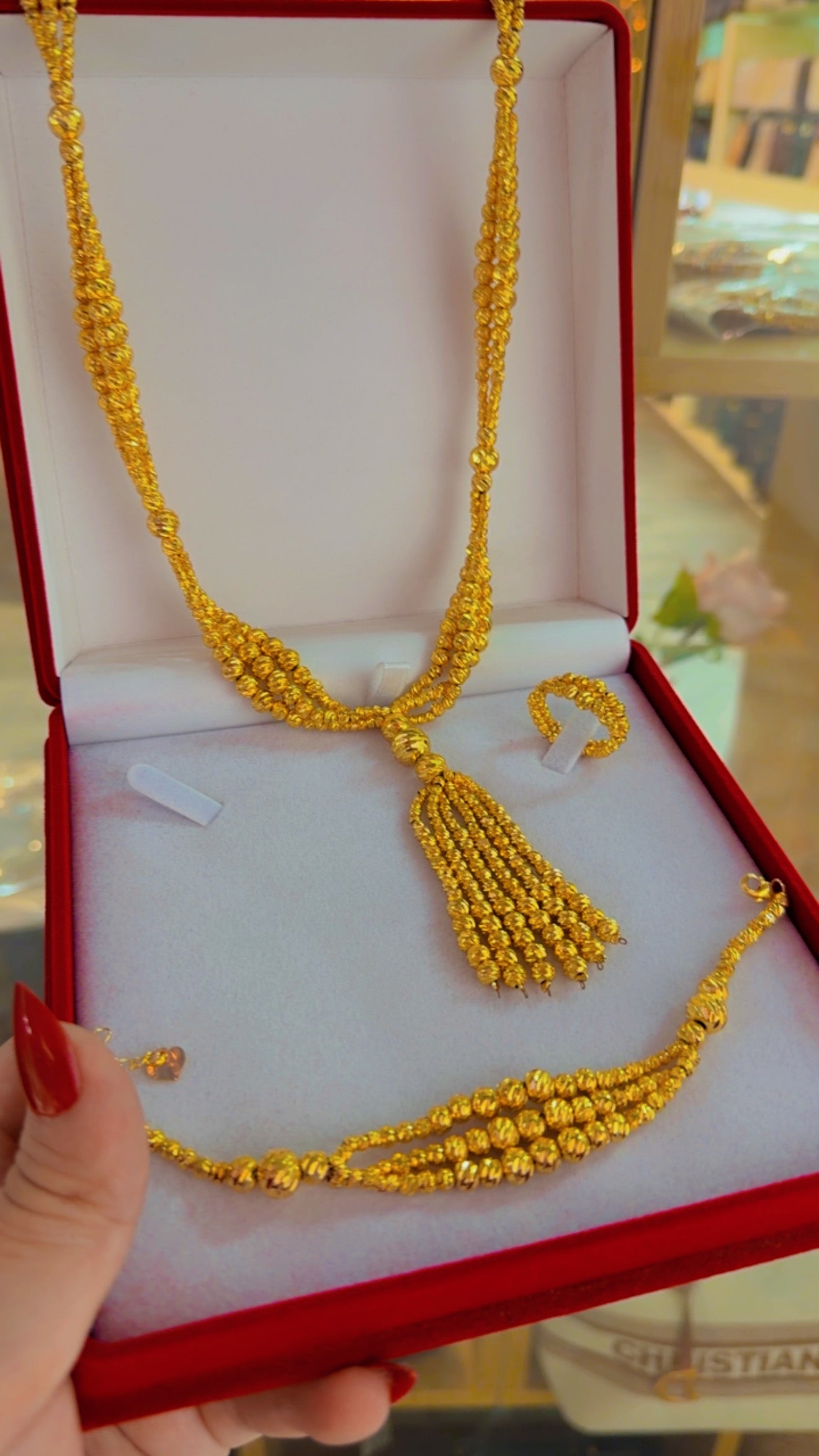 طقم لازوردي ذهبي شغل يدوي فخم