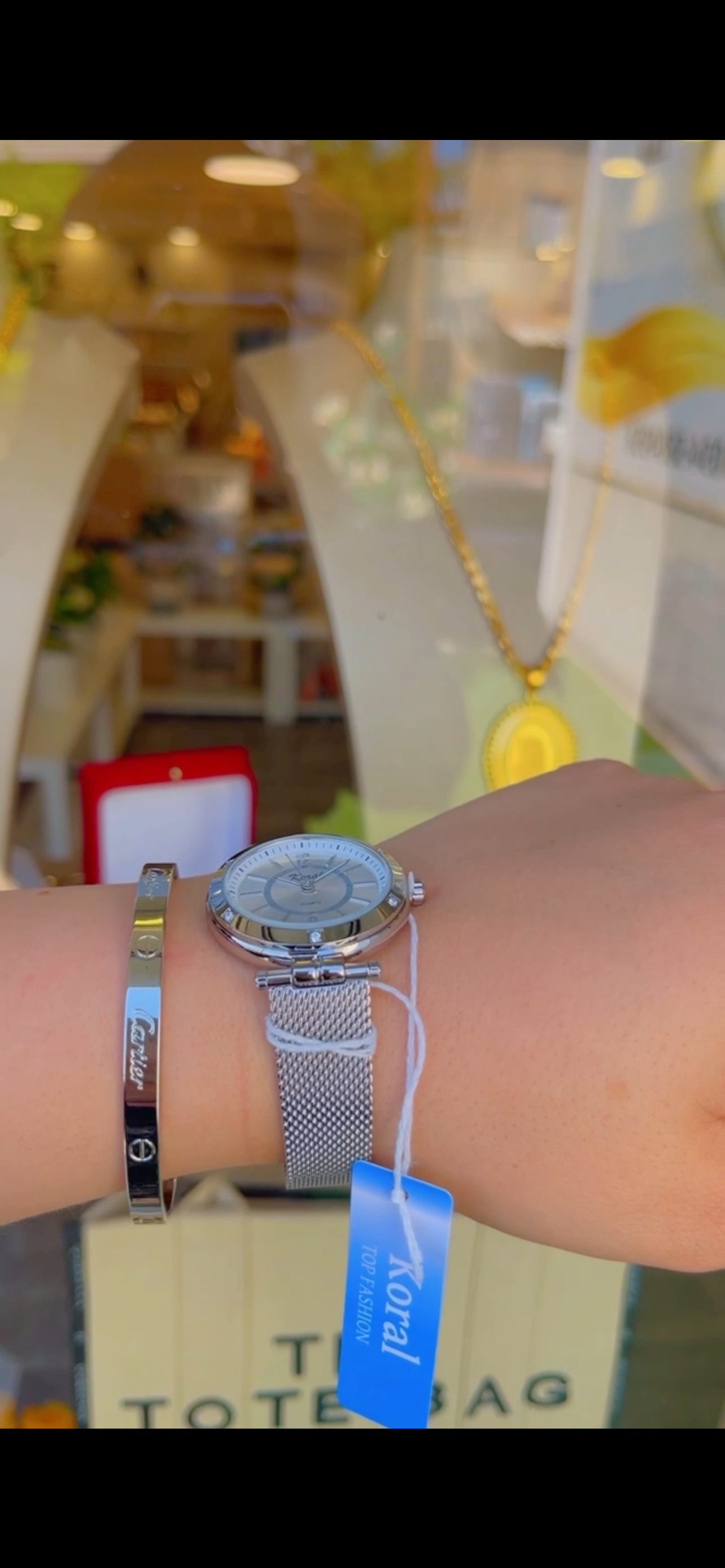 ساعه كورال واسواره كارتير