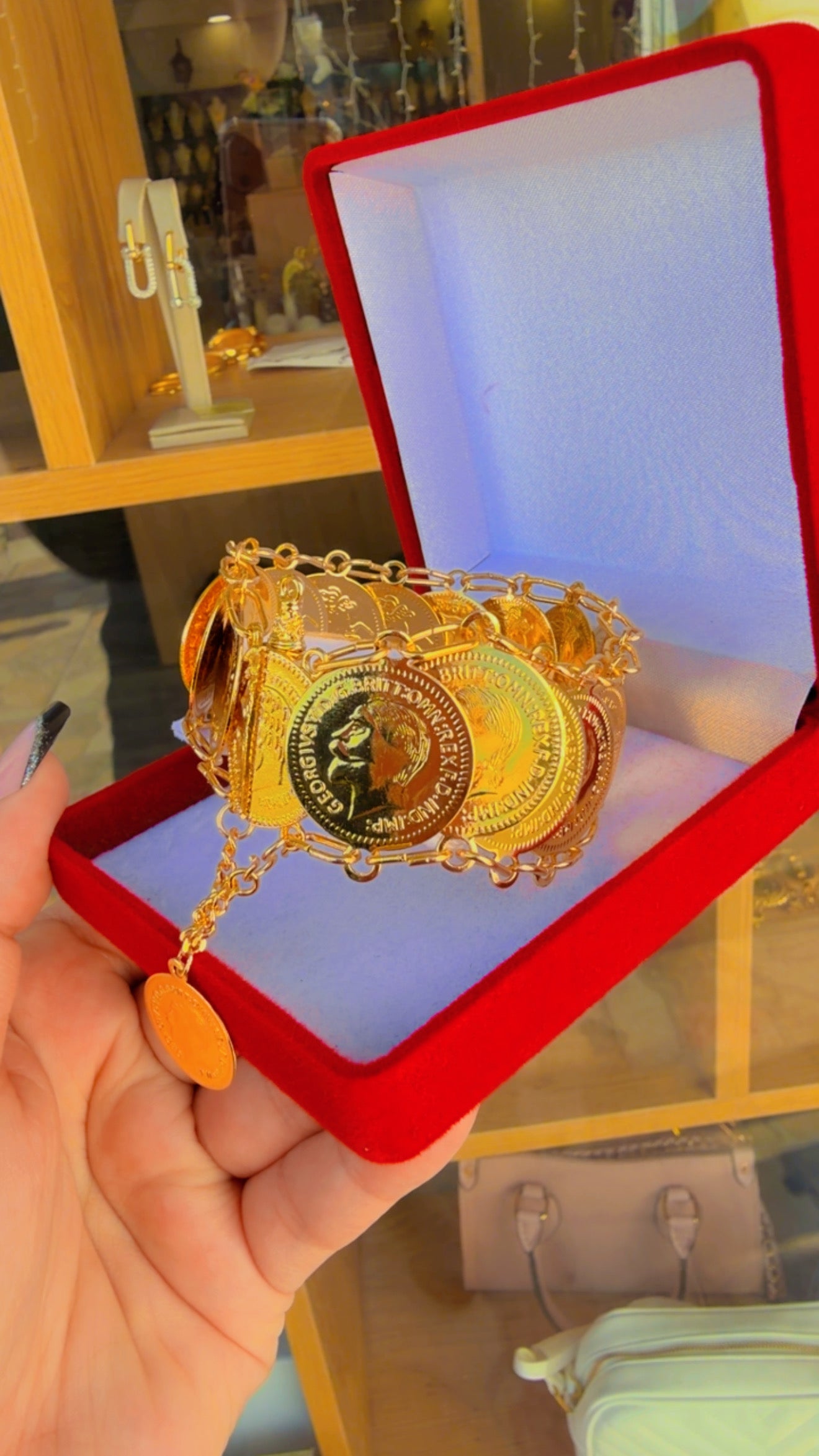 اسواره ليرات