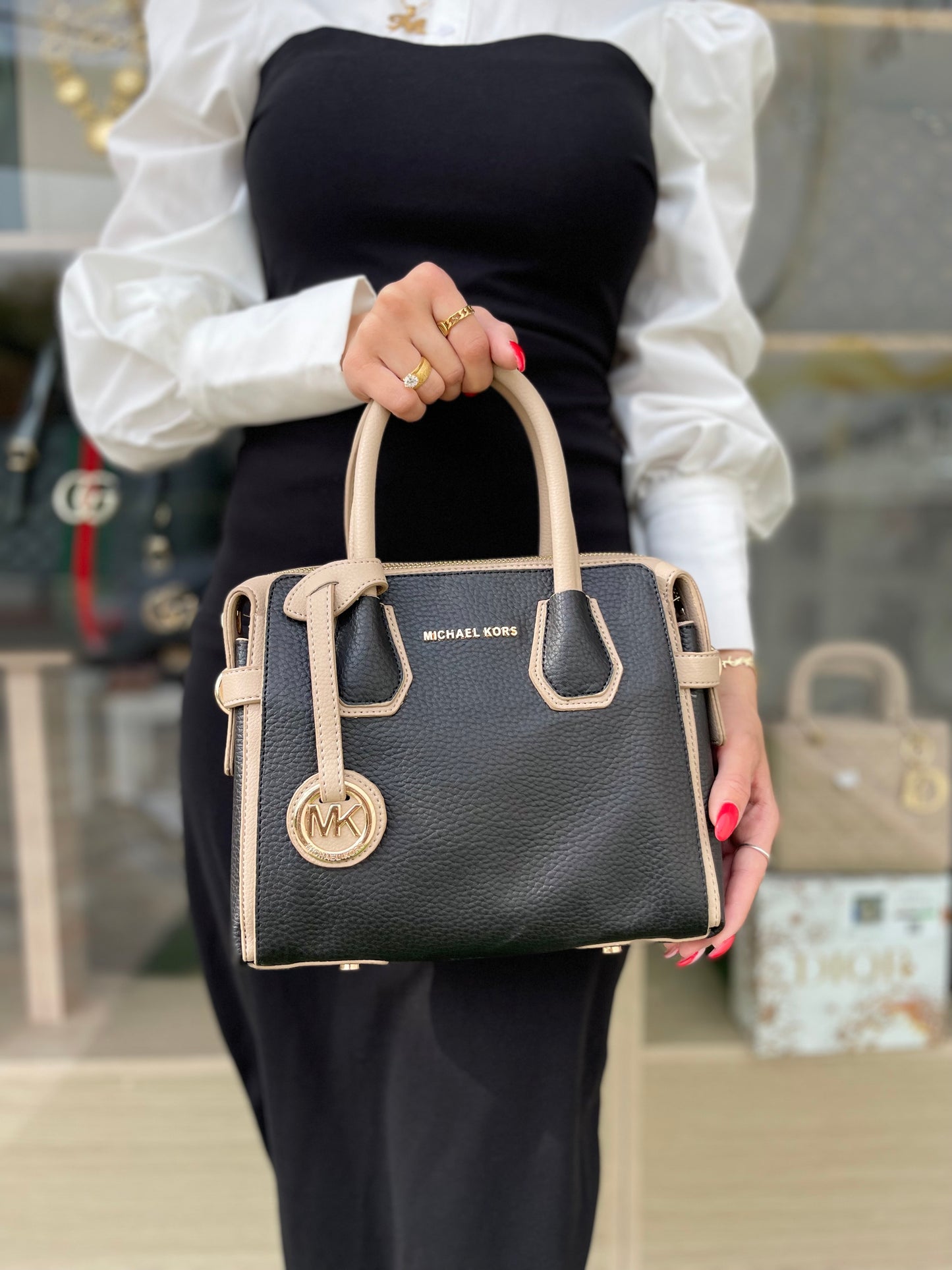 چيس اسود اطار بيج