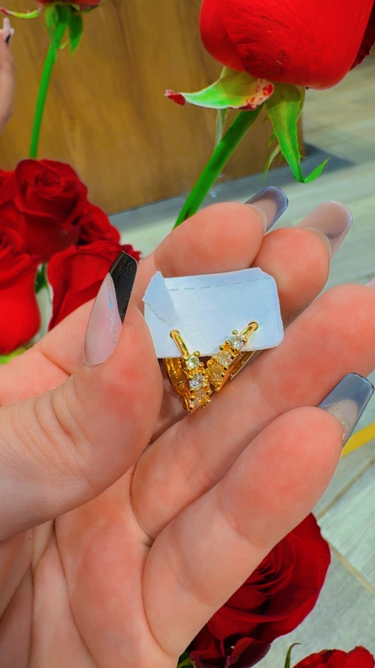 حلق زركون كبس