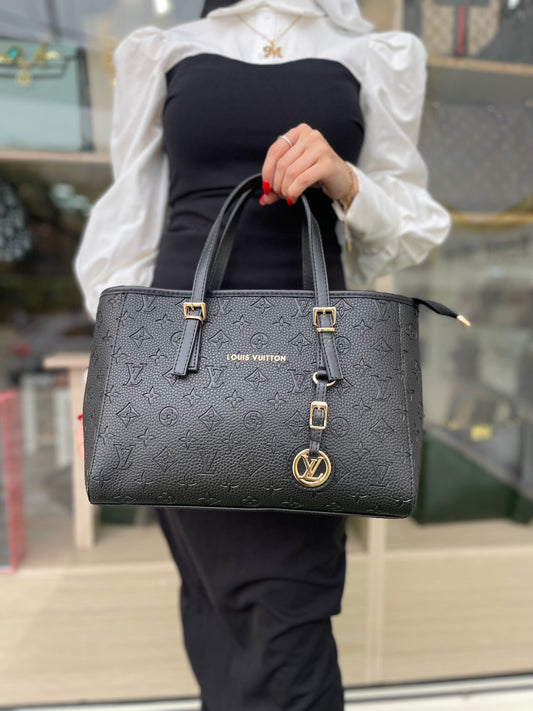 شنطه LV اسود