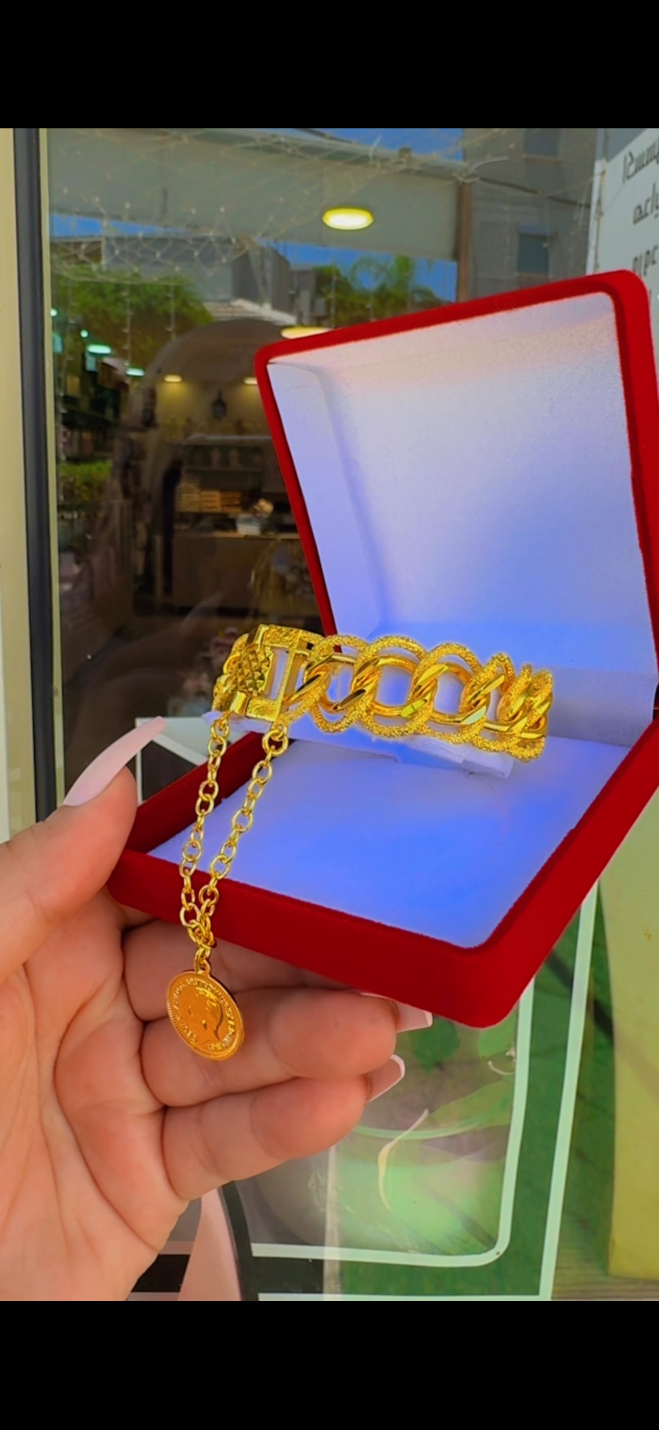 اسواره جنزير رش سكر ومالس مع ليره