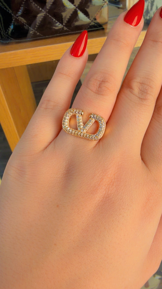 خاتم فالنتينو ذهبي بتكبر وبتصغر