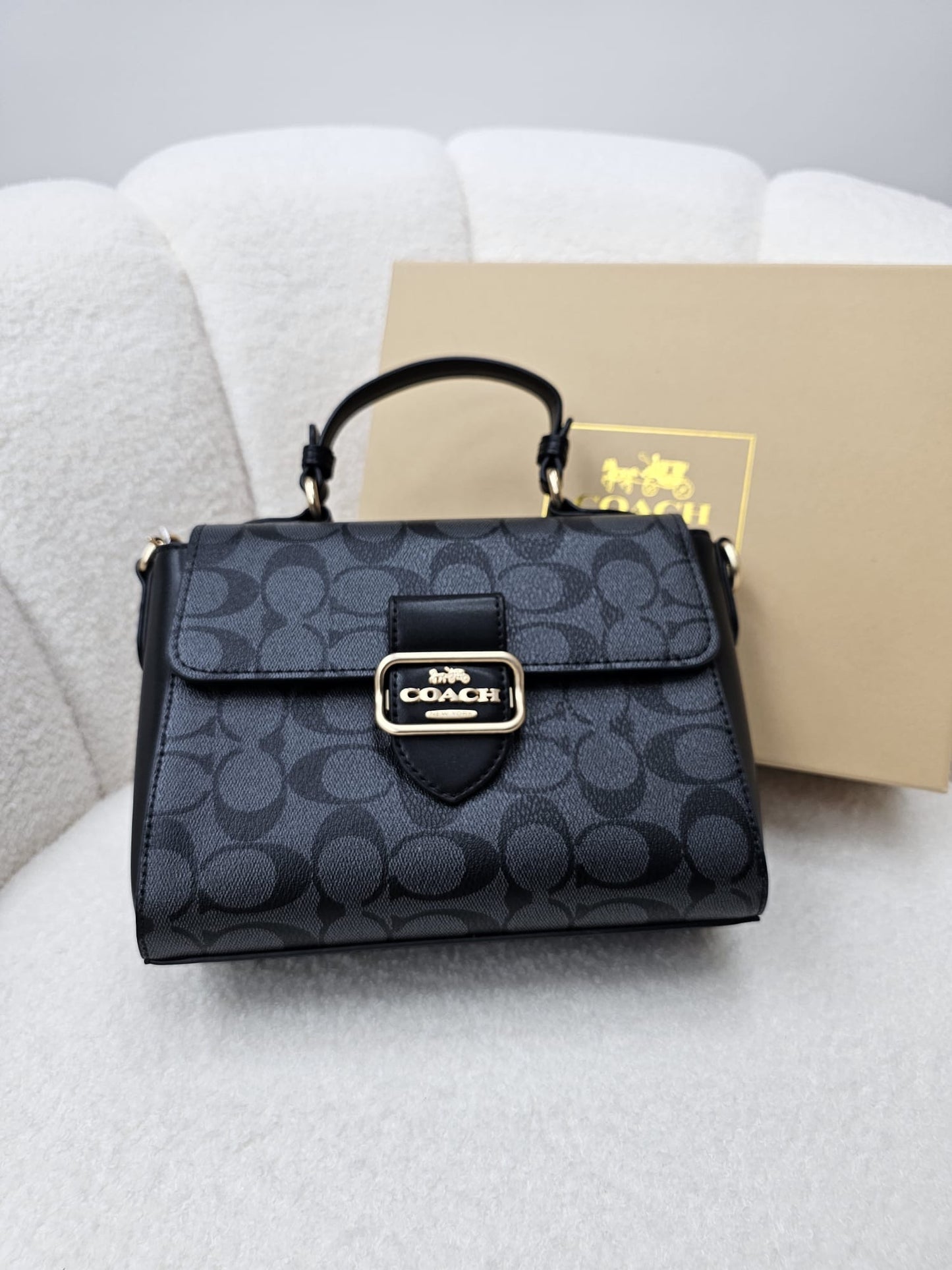 شنطه چوتش اسود