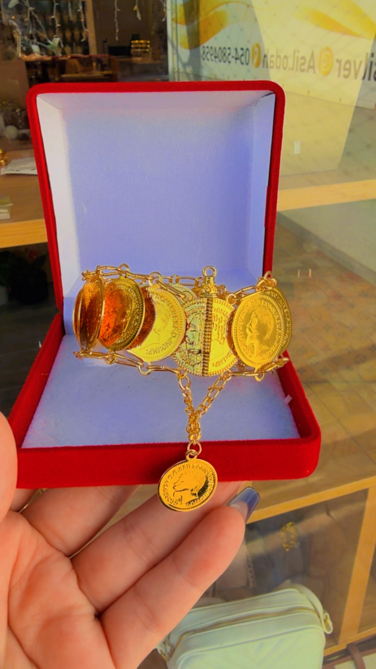 اسواره ليرات