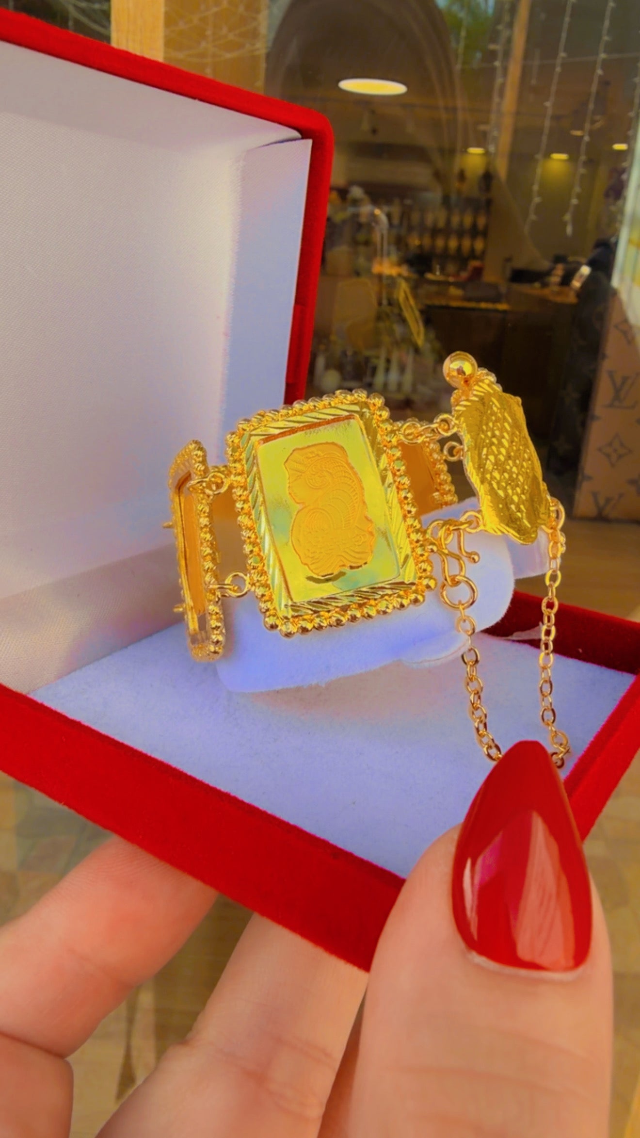 اسواره اونصا مربعه