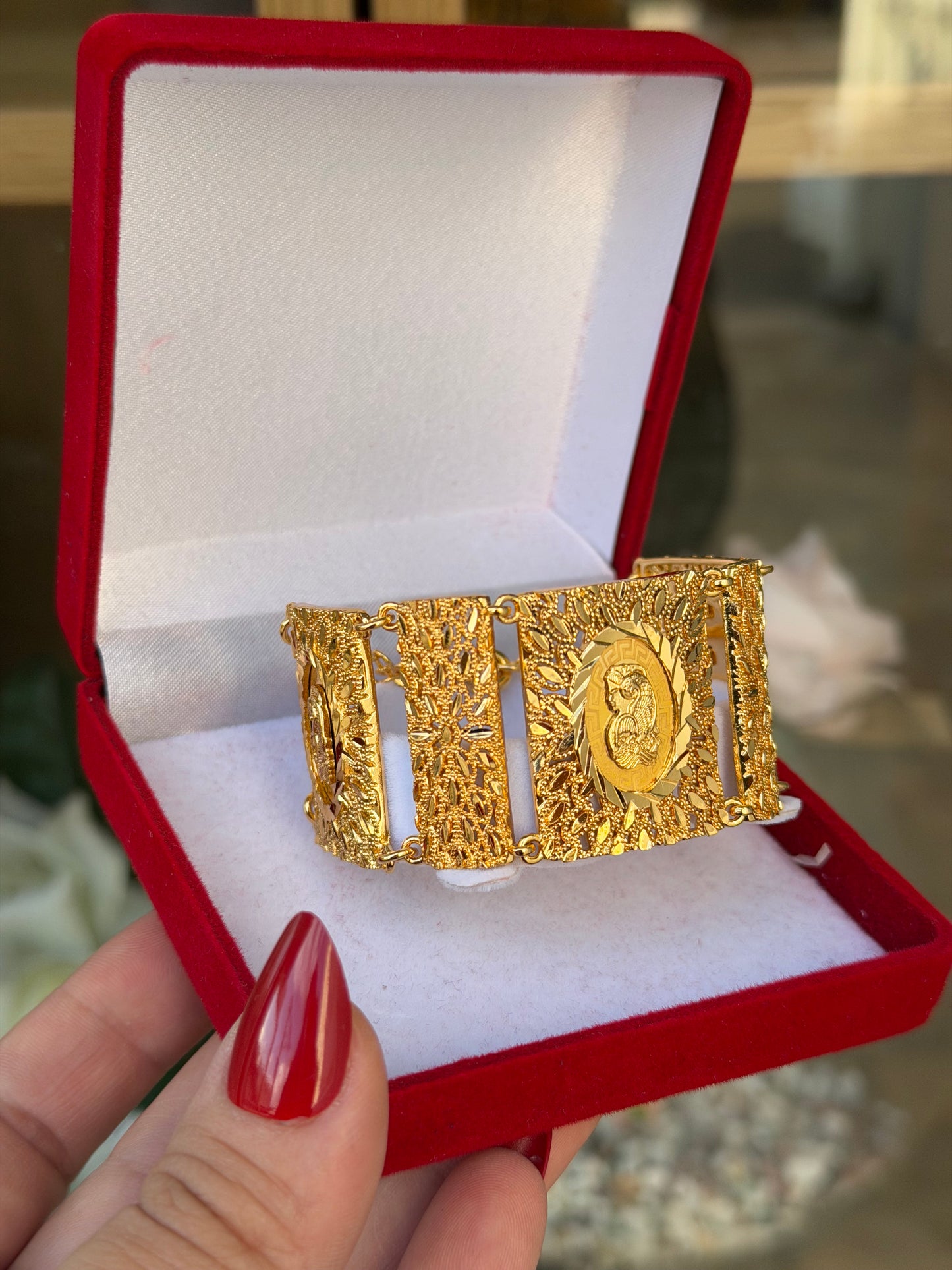 أسواره الدبابه باضافه أونصات