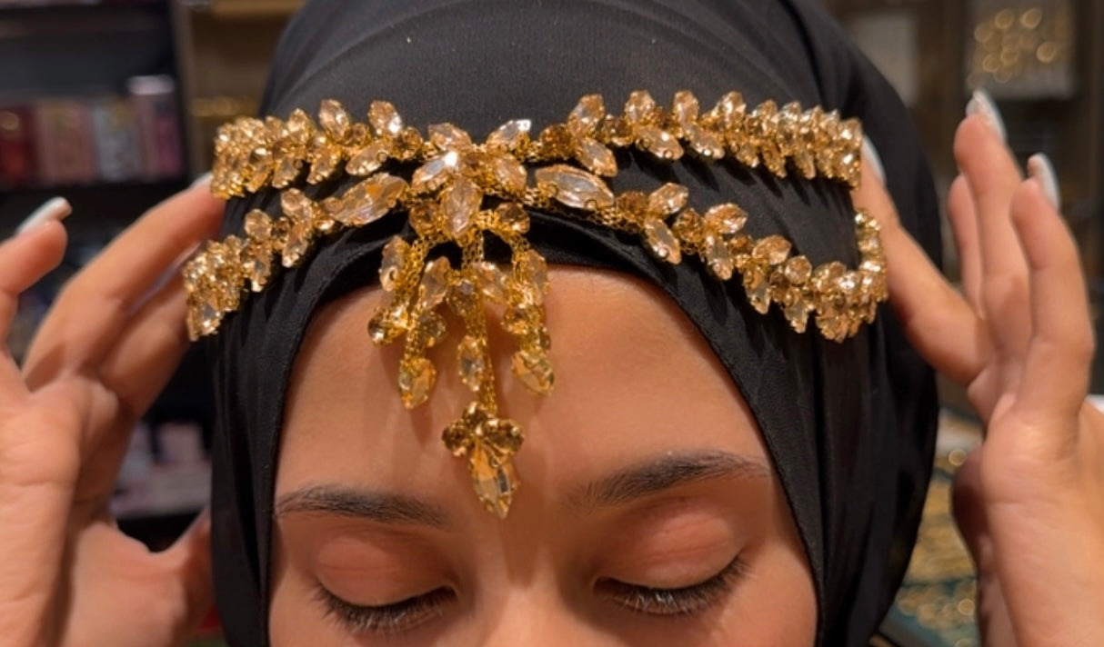 سيكا ثقيله لون عسلي مرصعه زركون