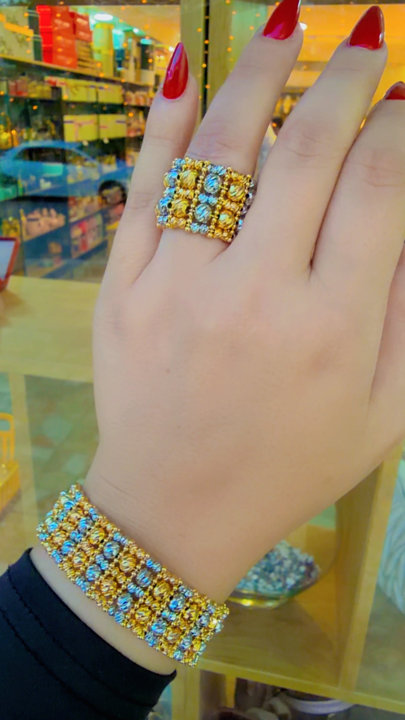 طقم طابات ملونه