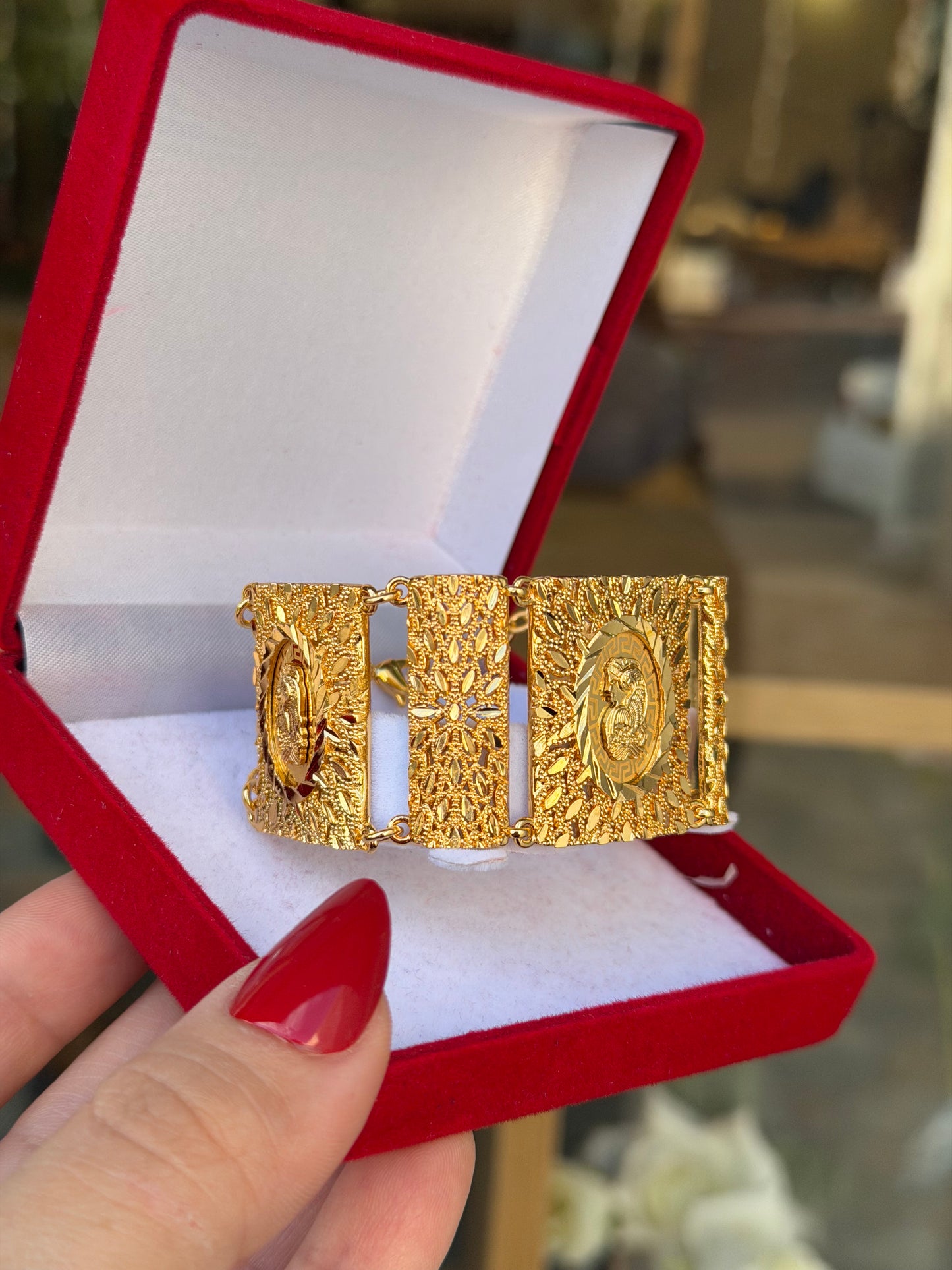 أسواره الدبابه باضافه أونصات