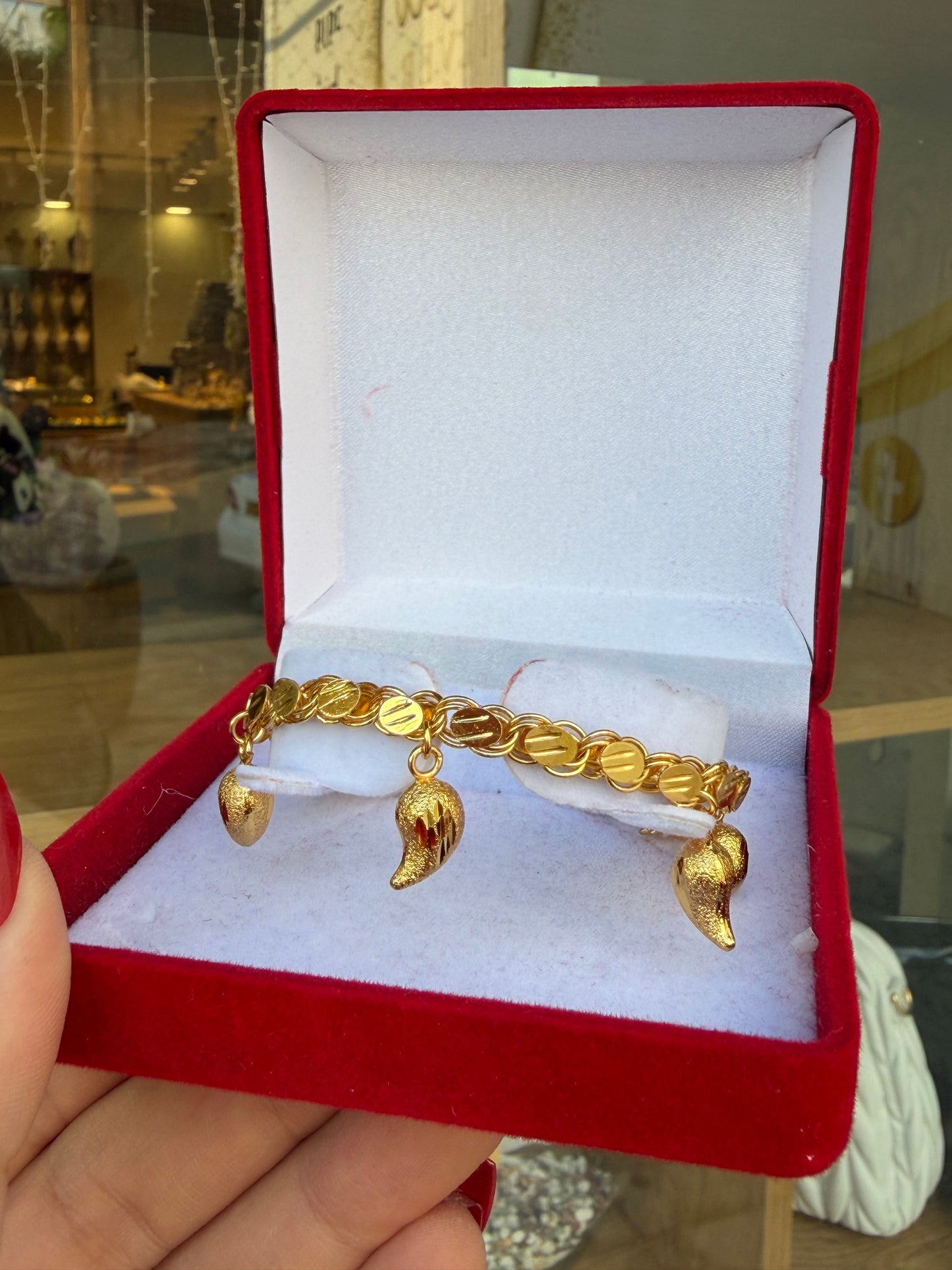 اسواره حلبي مع لوزات خفيفه