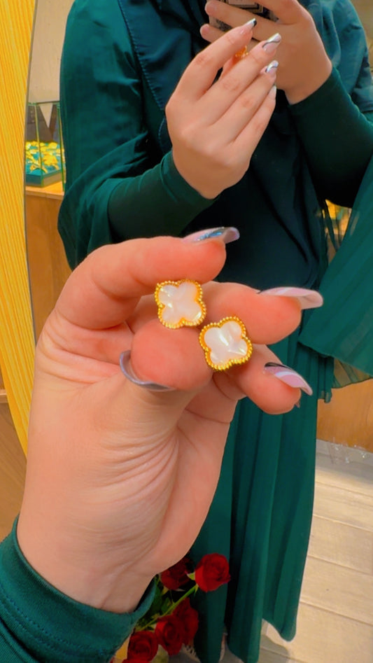 حلق فان كليف ابيض