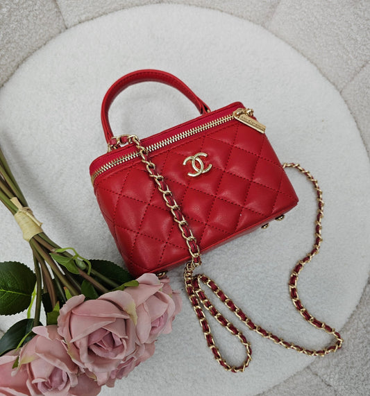 شنطه شانيل احمر