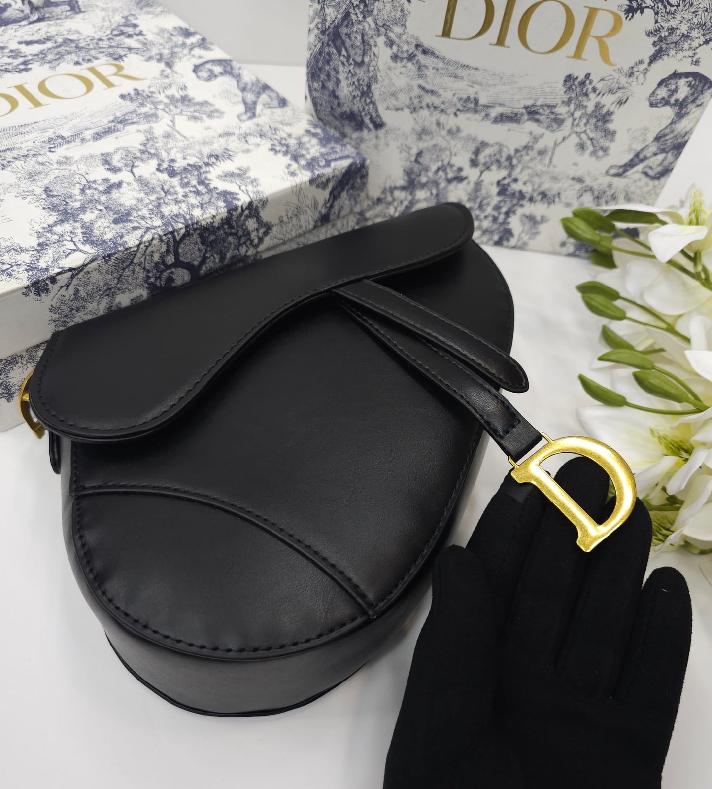 شنطه ديور ساده