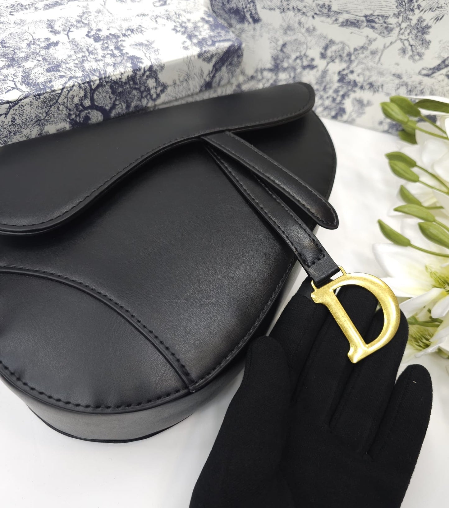 شنطه ديور ساده