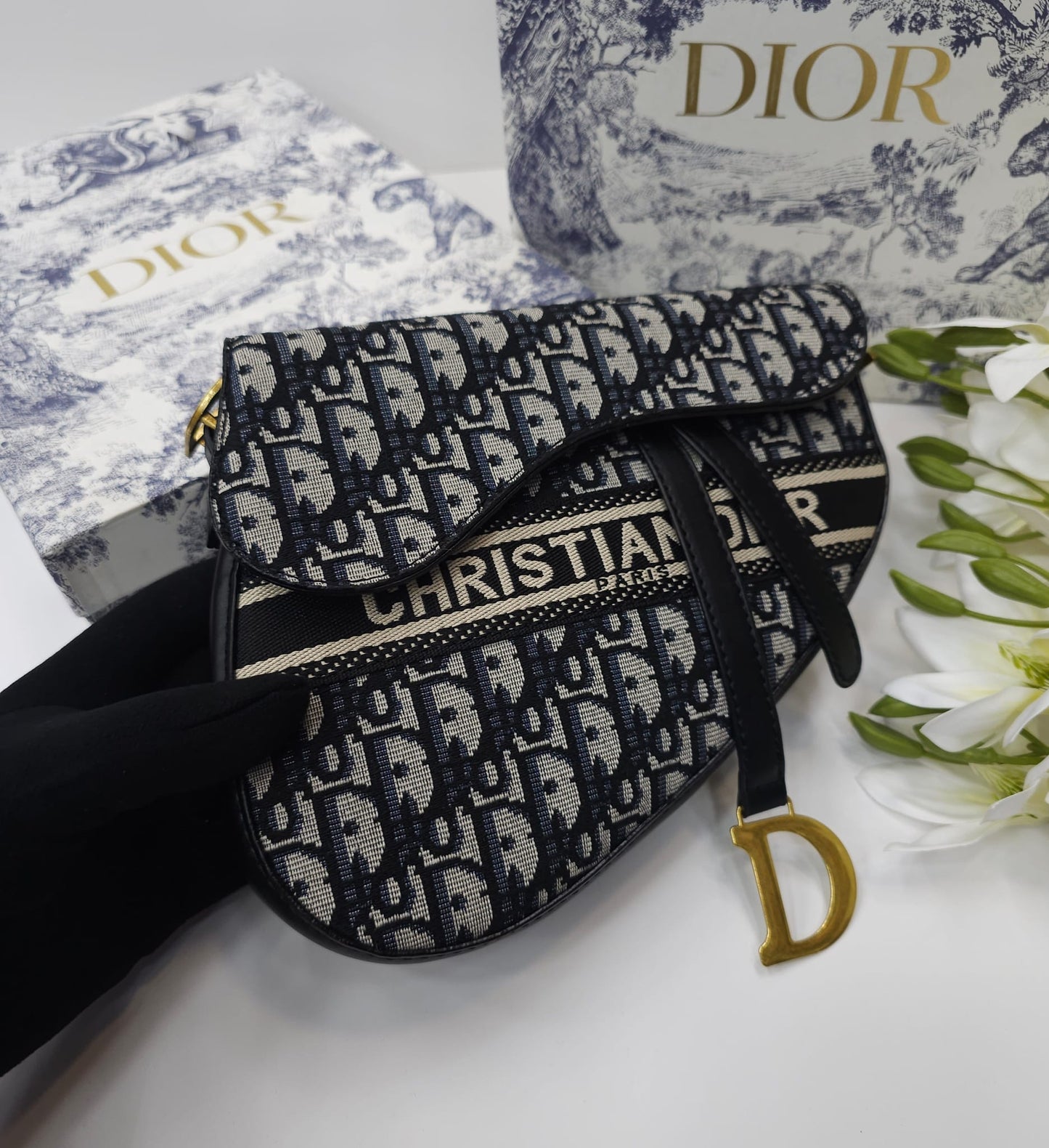 شنطه ديور قماش