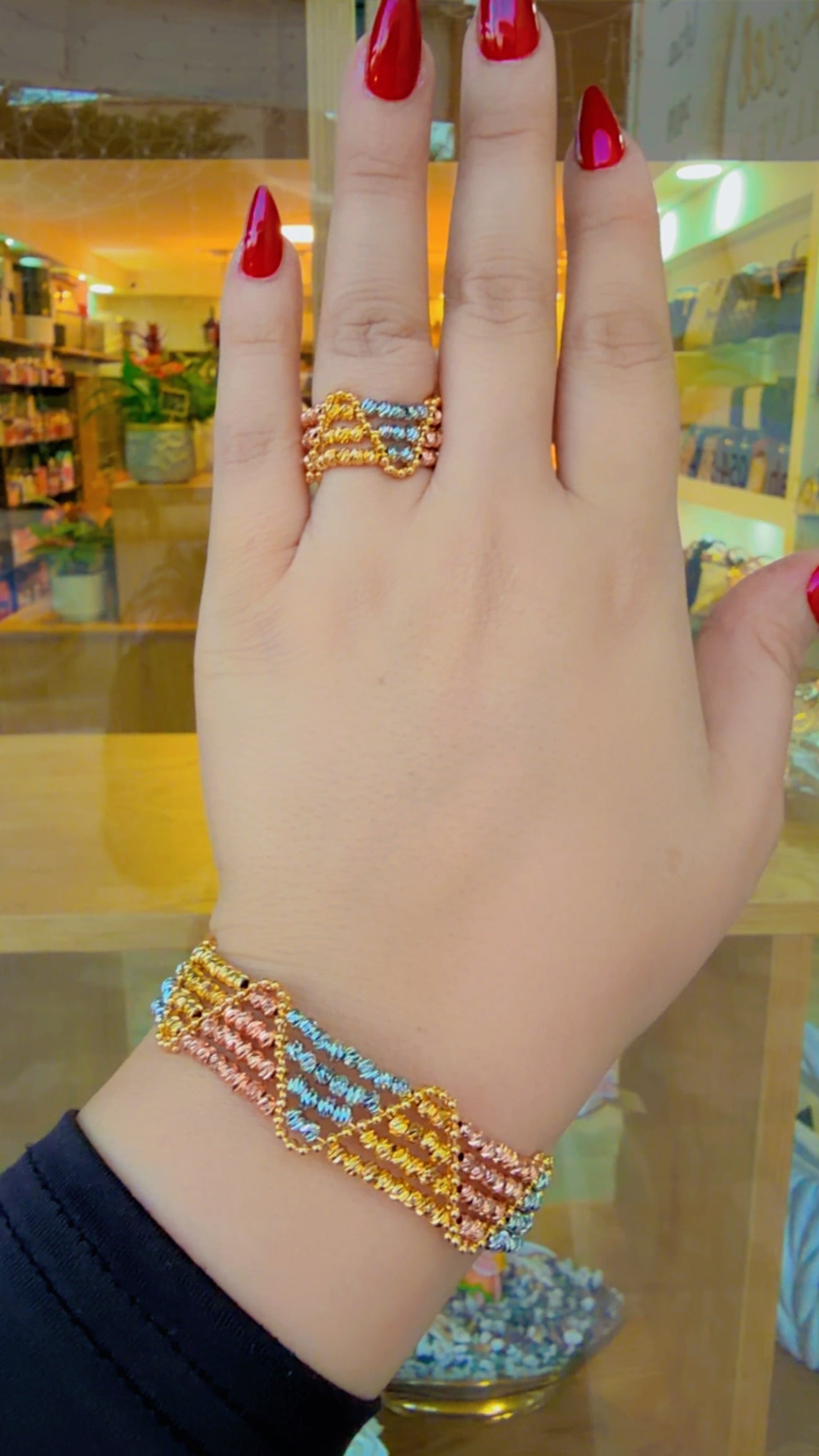 طقم لازوردي ملون