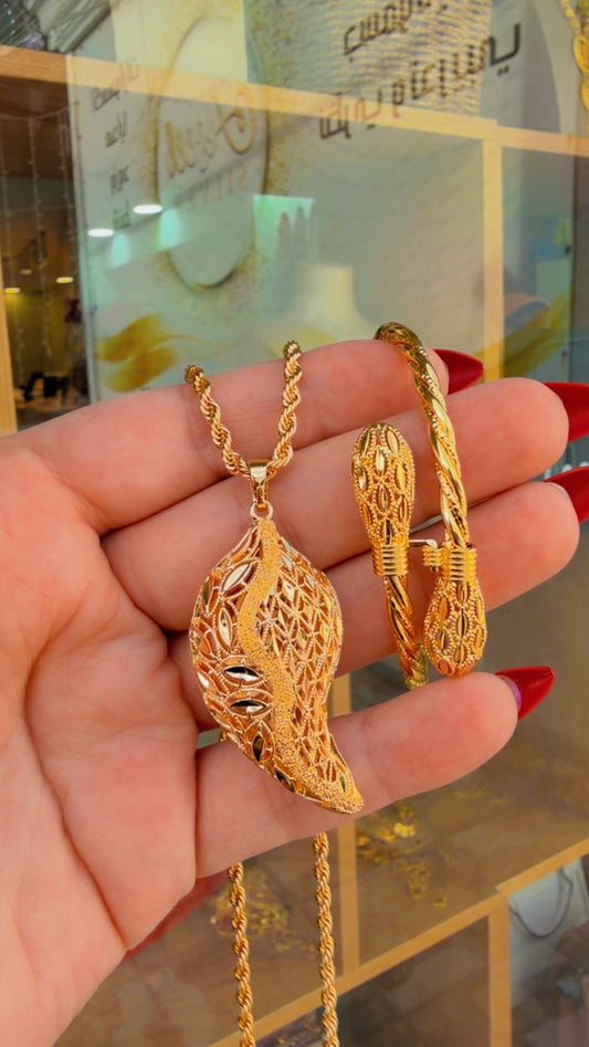 طقم لوزه وانجاصه