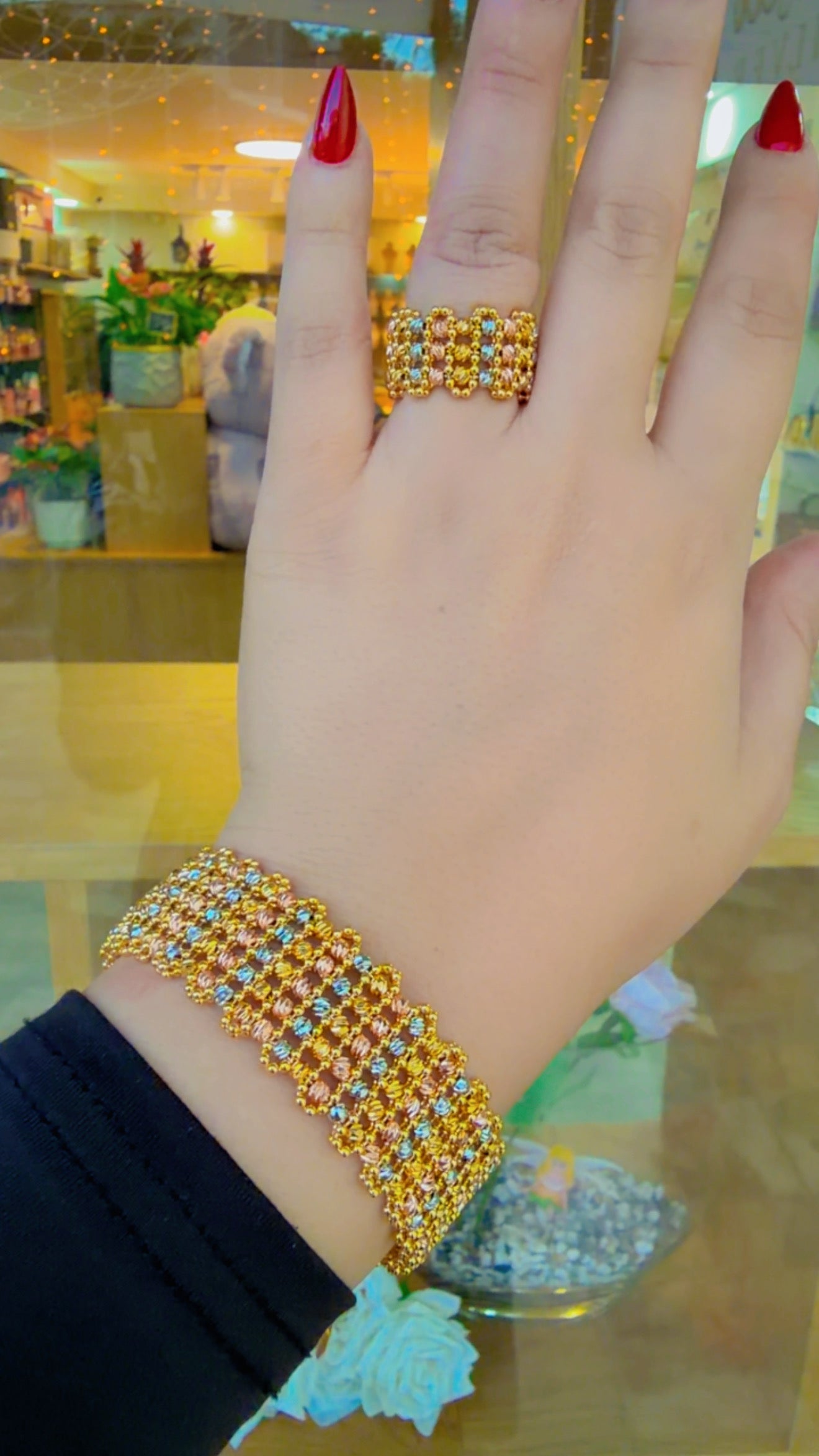 اسواره شبيه لازورد طابات ملونه