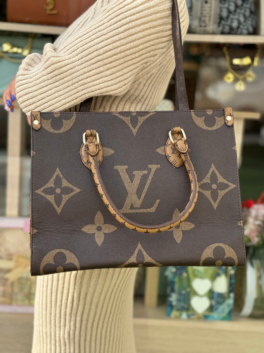 شنطه Lv ع لونين