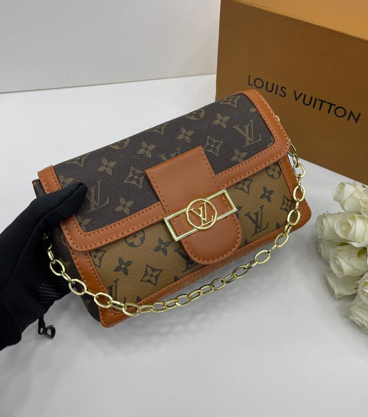 شنطه lv بلونينن