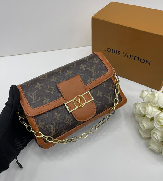 شنطه lv